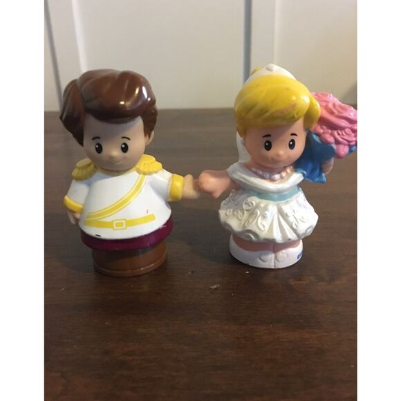 Wedding cinderella & prince charming - Picture 1 of 6